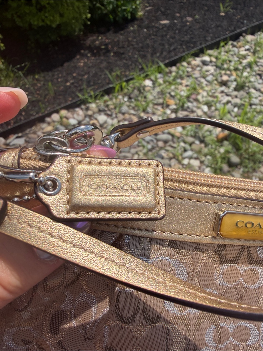 Coach Vintage Metallic Lunex Pleated Signature ~ w/Hang Tag Lilac Interior - Picture 7 of 9